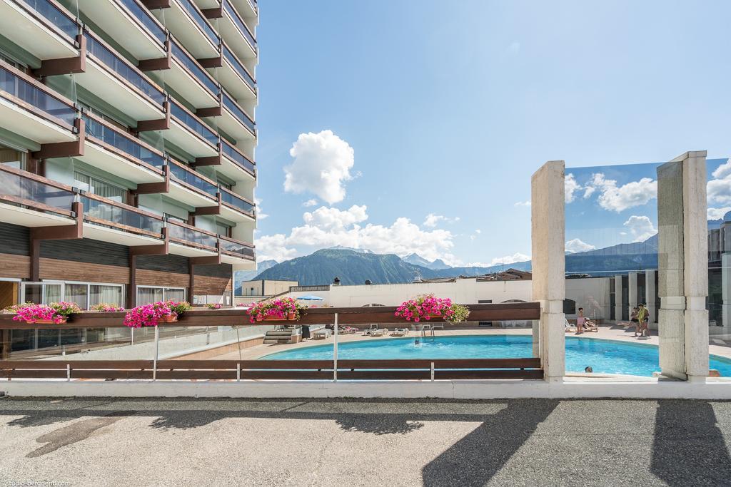Residence Pierre & Vacances Les Ecrins Courchevel Exterior foto